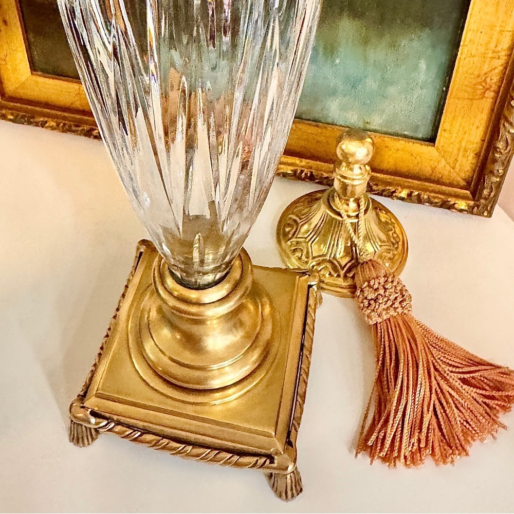 French Neoclassical Ormolu-Mounted Cut-Crystal Baccarat Style Vase, 19th Century - Picture 8 of 12